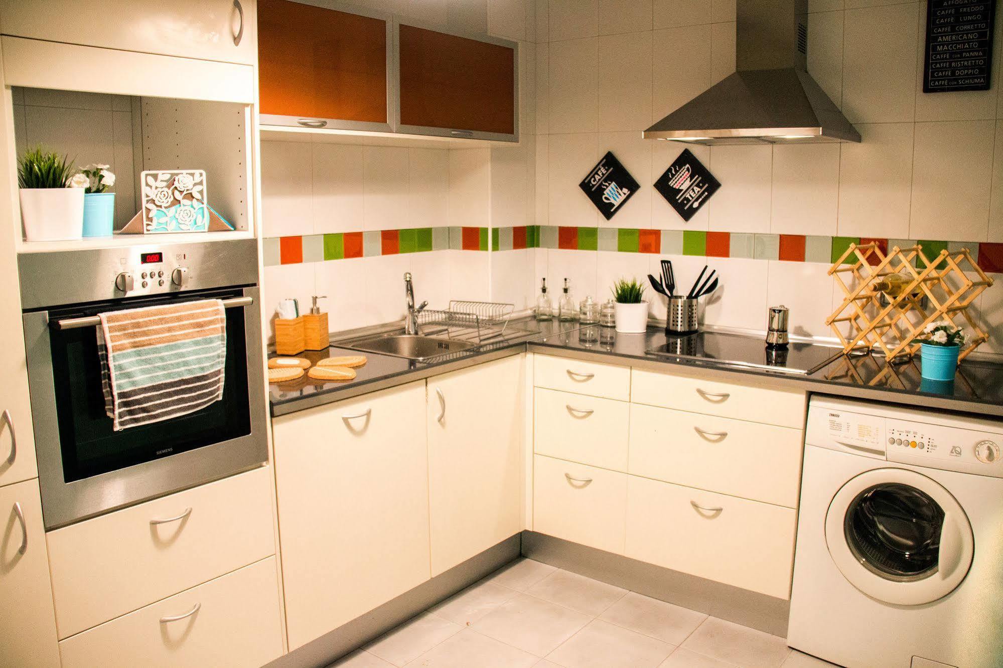 Lollipop Flats City Centre Supreme Suite Madryt Zewnętrze zdjęcie